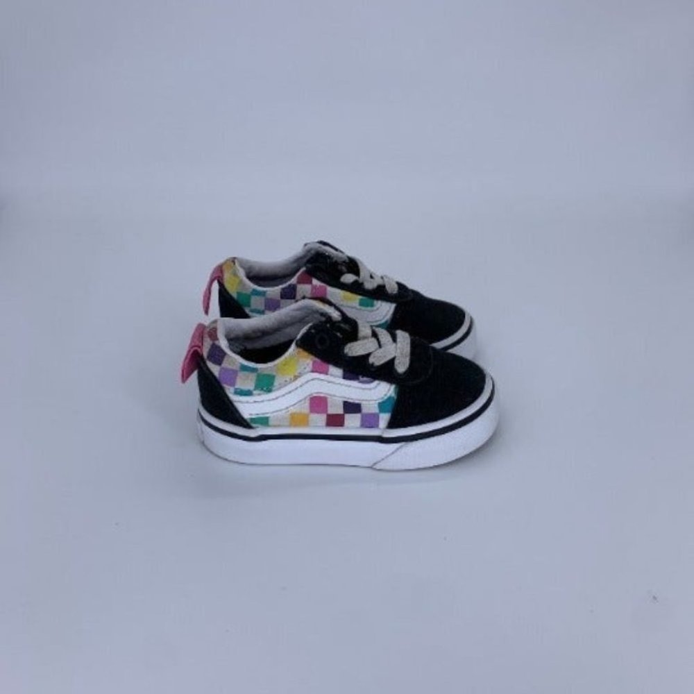 ***SOLD*** Toddler Vans Old Skool Low Checkered Sneakers - Picture 3 of 5